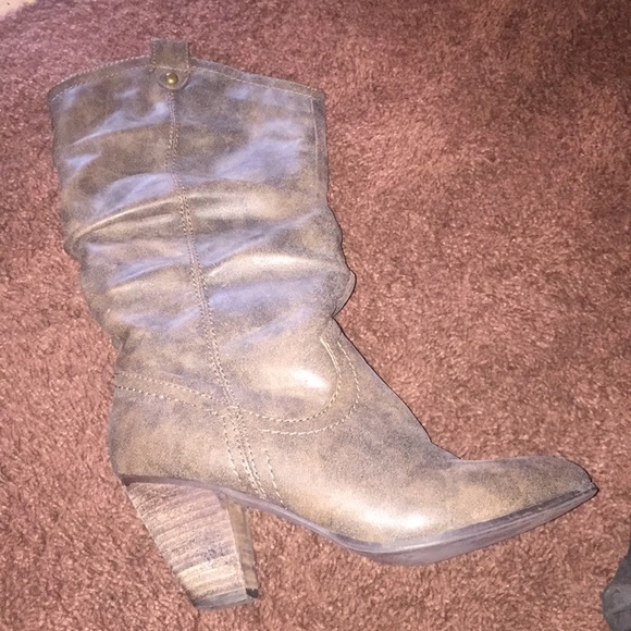 Boots - Picture 2 of 2